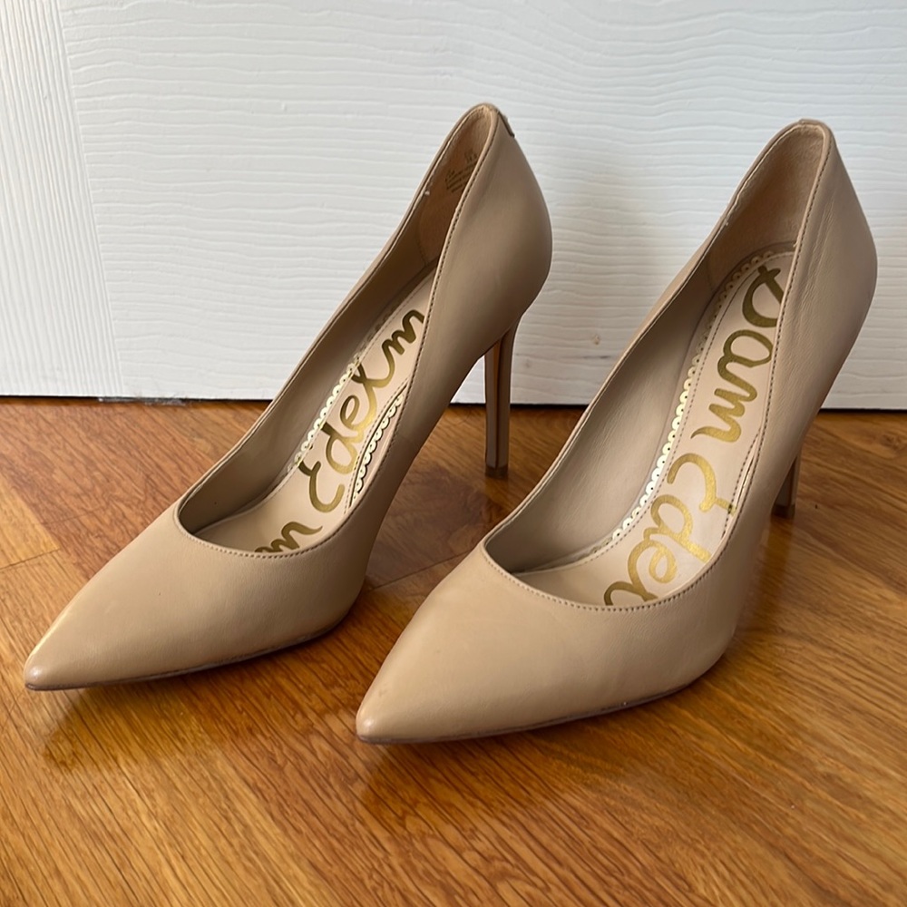 Sam Edelman Hazel Pointed Toe Pump Soft Beige Leather Size 8.5 M (38.5)